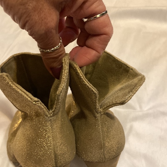 Seychelles gold glitter leather upper bootie size 7 - Picture 7 of 9